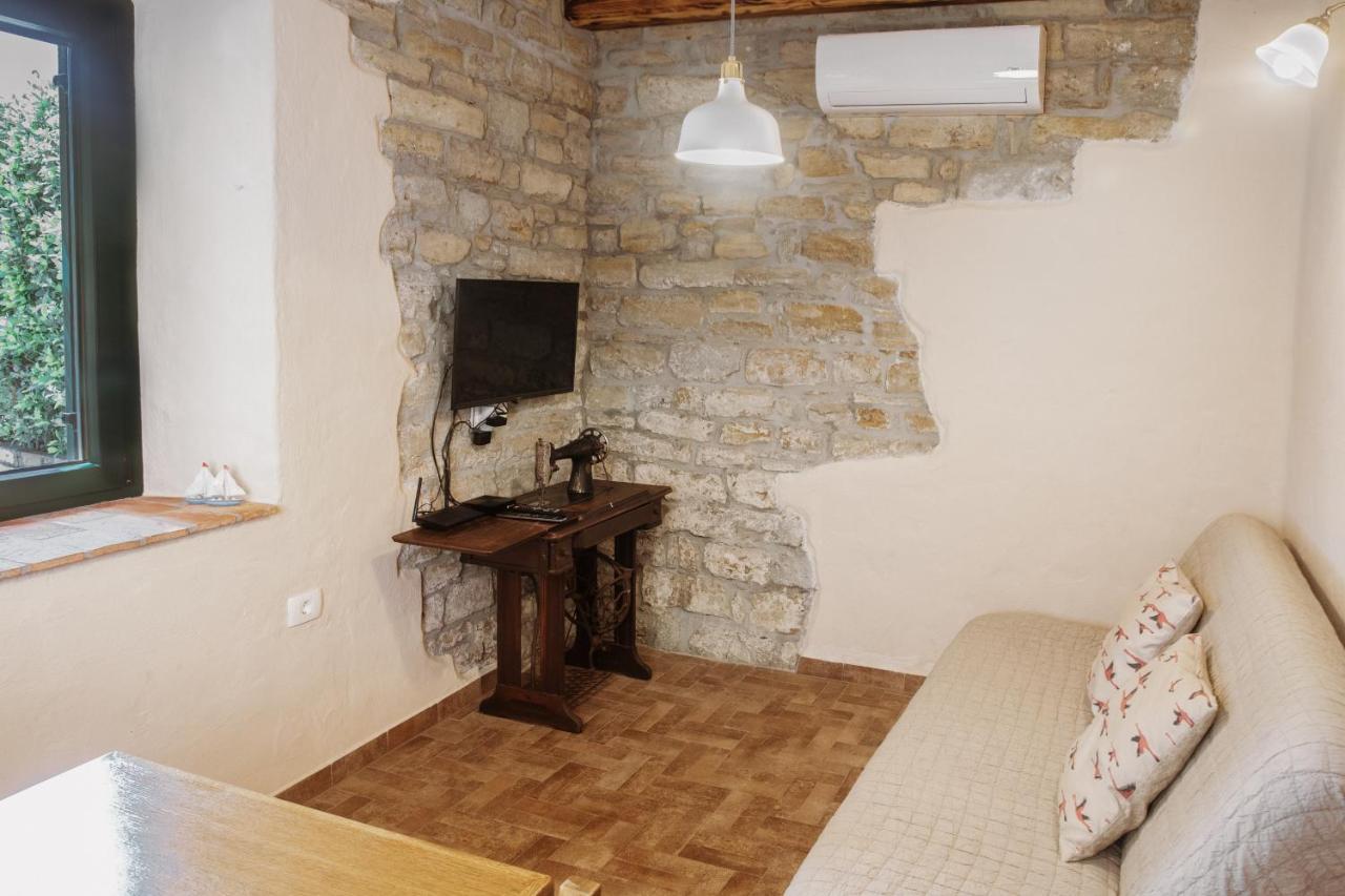 Apartmaji Pajer Koper Exterior photo